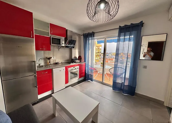 Las Brisas Urban Apartment